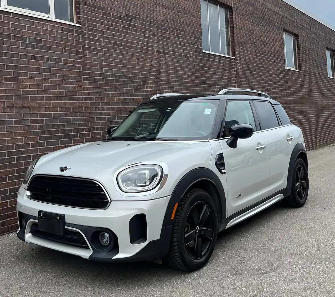 MINI Countryman снимка MINI Countryman