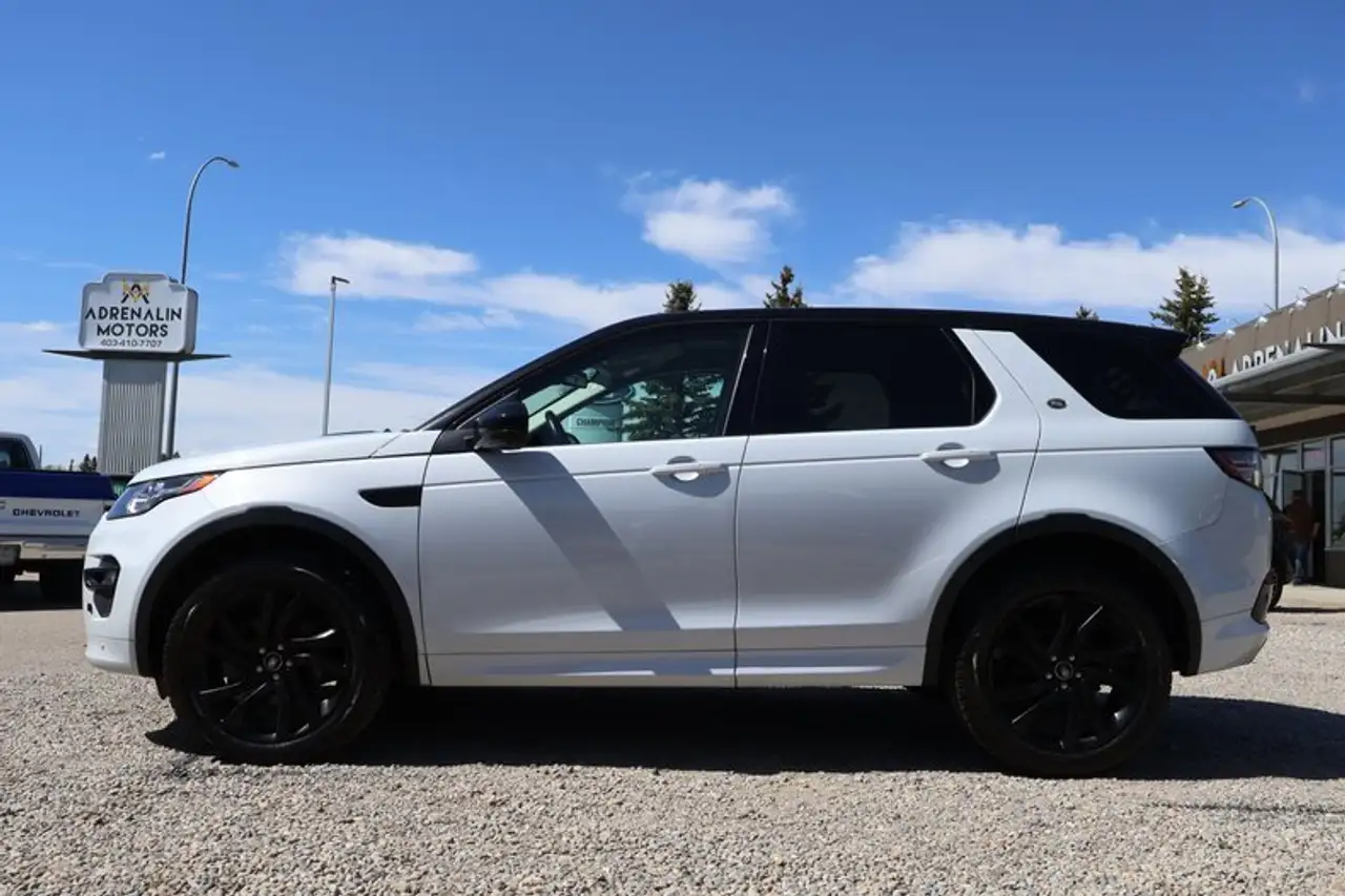Land Rover Discovery Sport photo Land Rover Discovery Sport