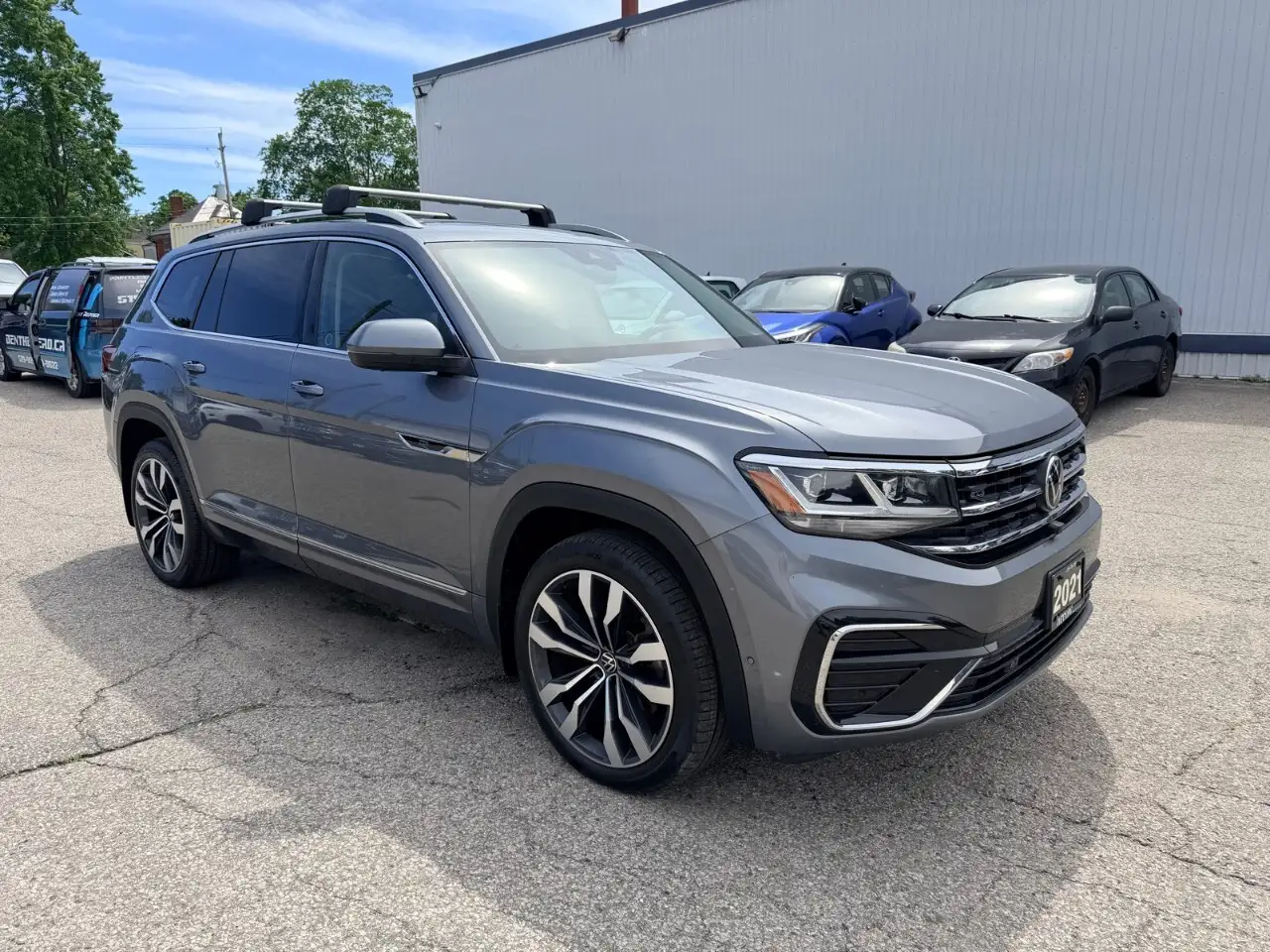 Volkswagen Atlas photo Volkswagen Atlas