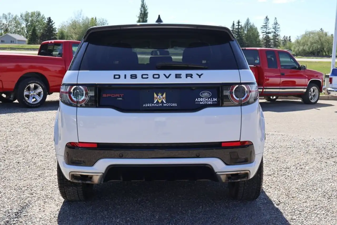 Land Rover Discovery Sport photo Land Rover Discovery Sport