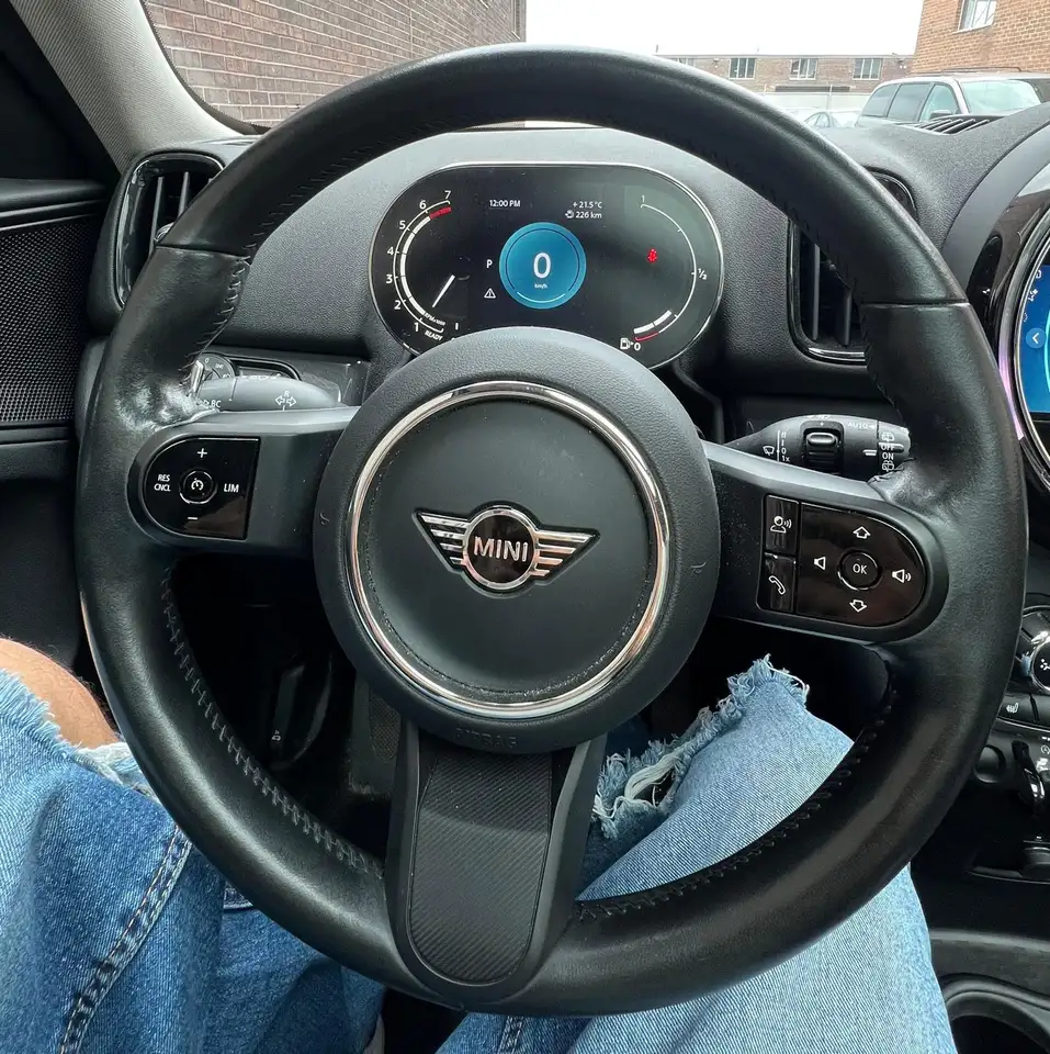 MINI Countryman снимка MINI Countryman