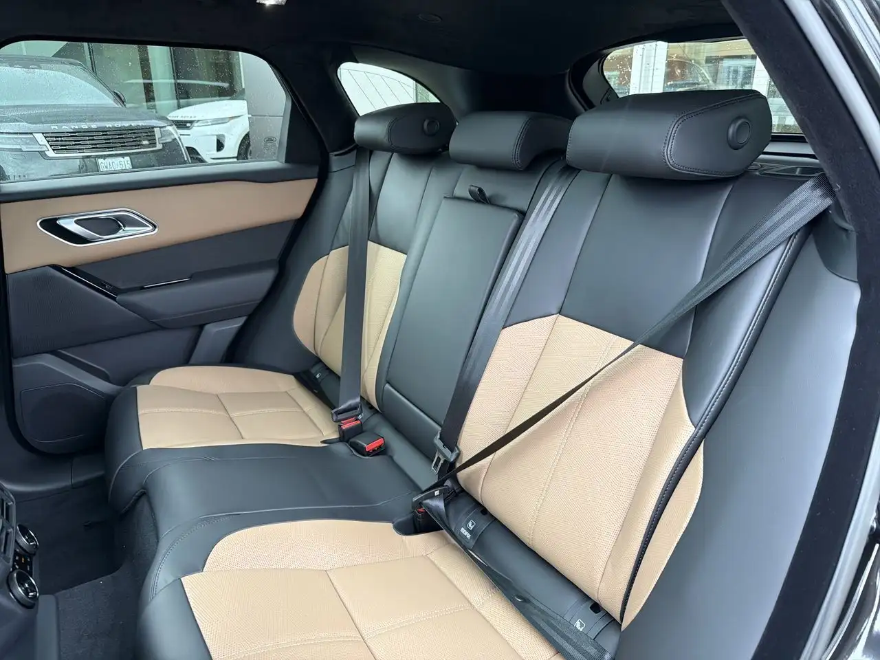 Land Rover Range Rover Velar снимка Land Rover Range Rover Velar