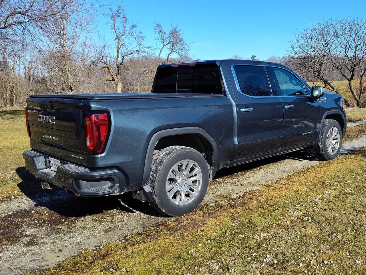 GMC Sierra 1500 photo GMC Sierra 1500