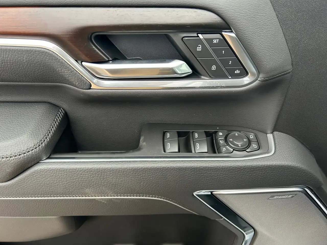 GMC Sierra 2500HD снимка GMC Sierra 2500HD