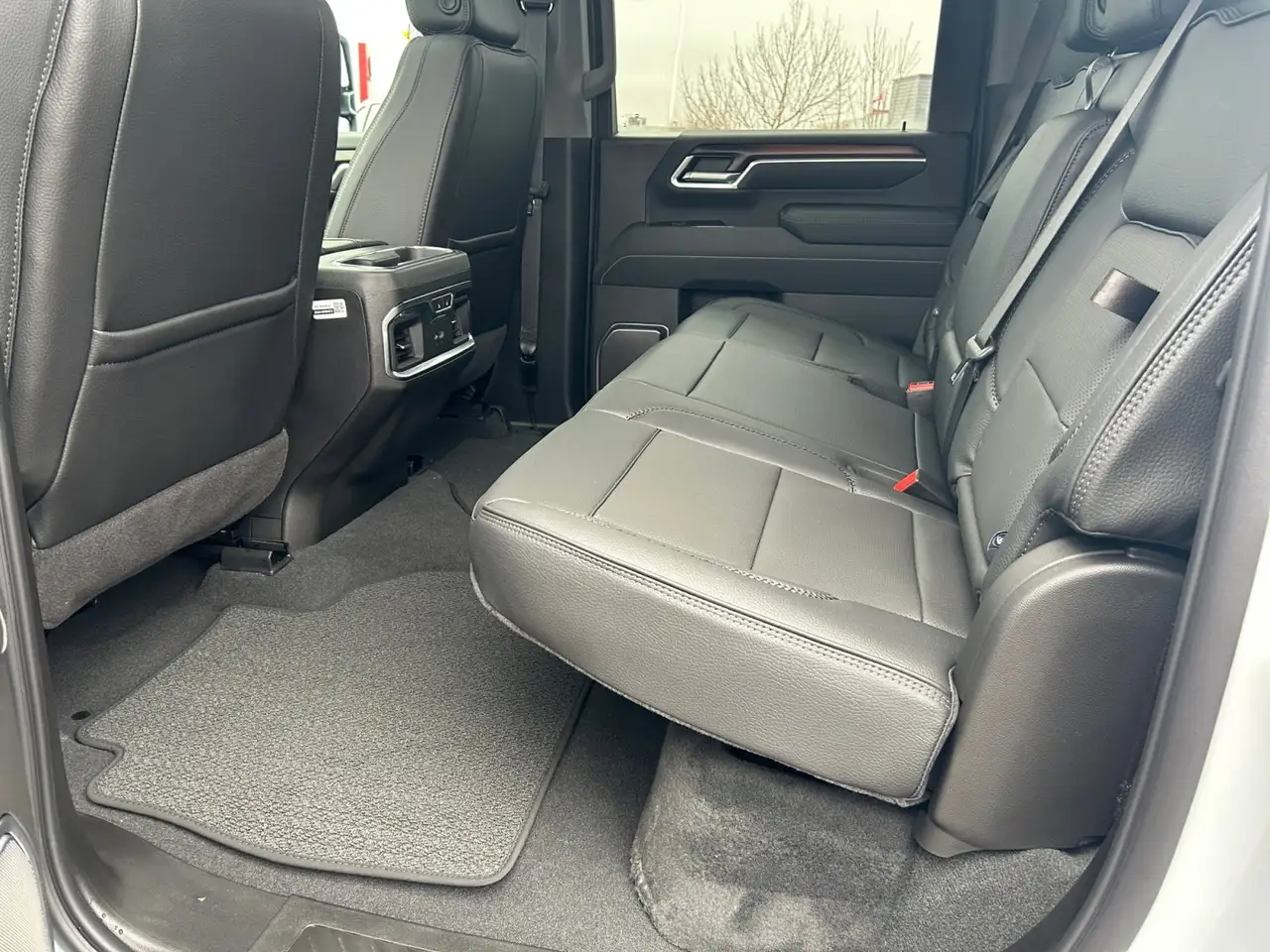 GMC Sierra 2500HD снимка GMC Sierra 2500HD