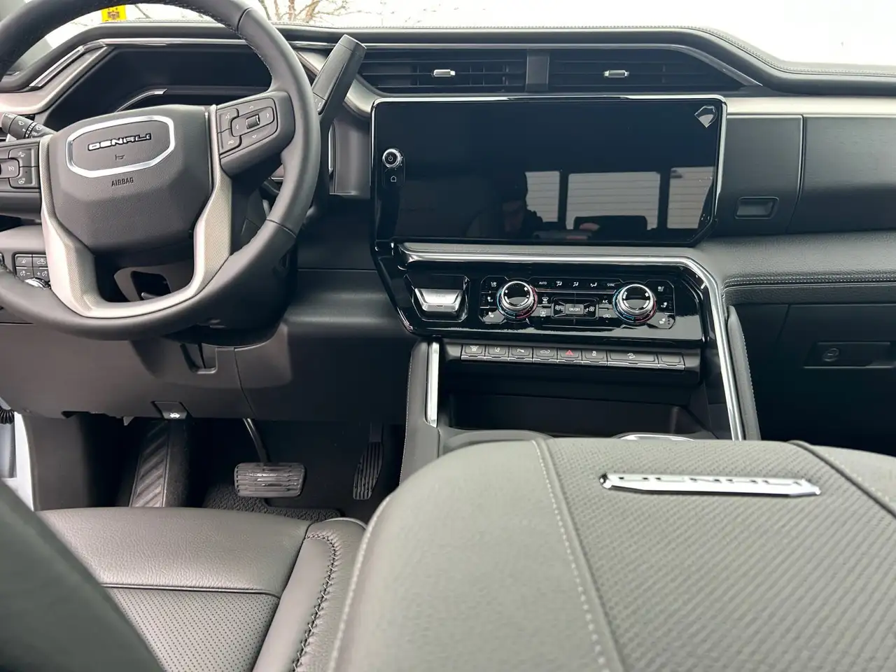 GMC Sierra 2500HD снимка GMC Sierra 2500HD