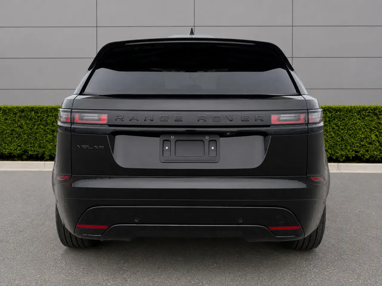 Land Rover Range Rover Velar photo Land Rover Range Rover Velar