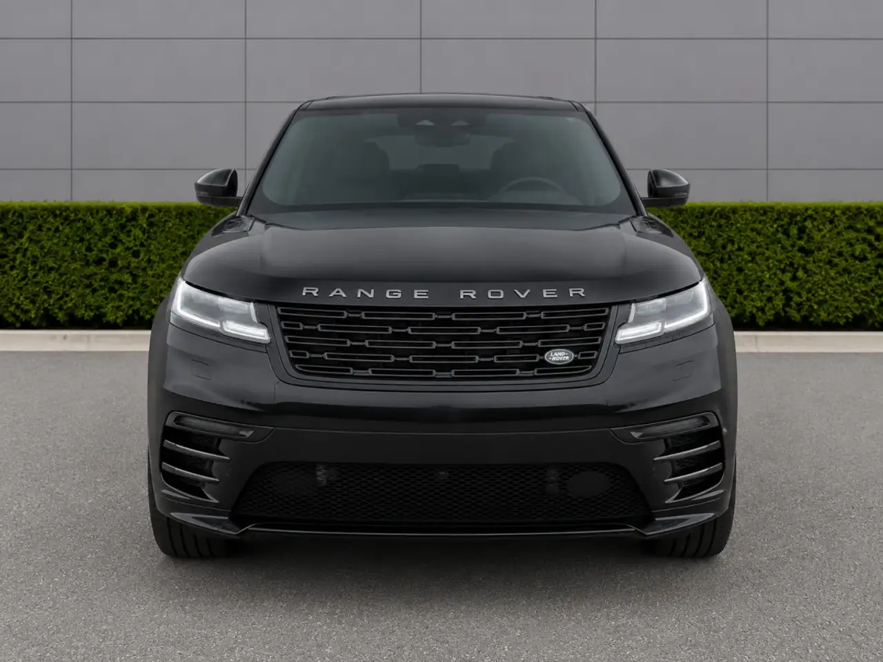 Land Rover Range Rover Velar photo Land Rover Range Rover Velar