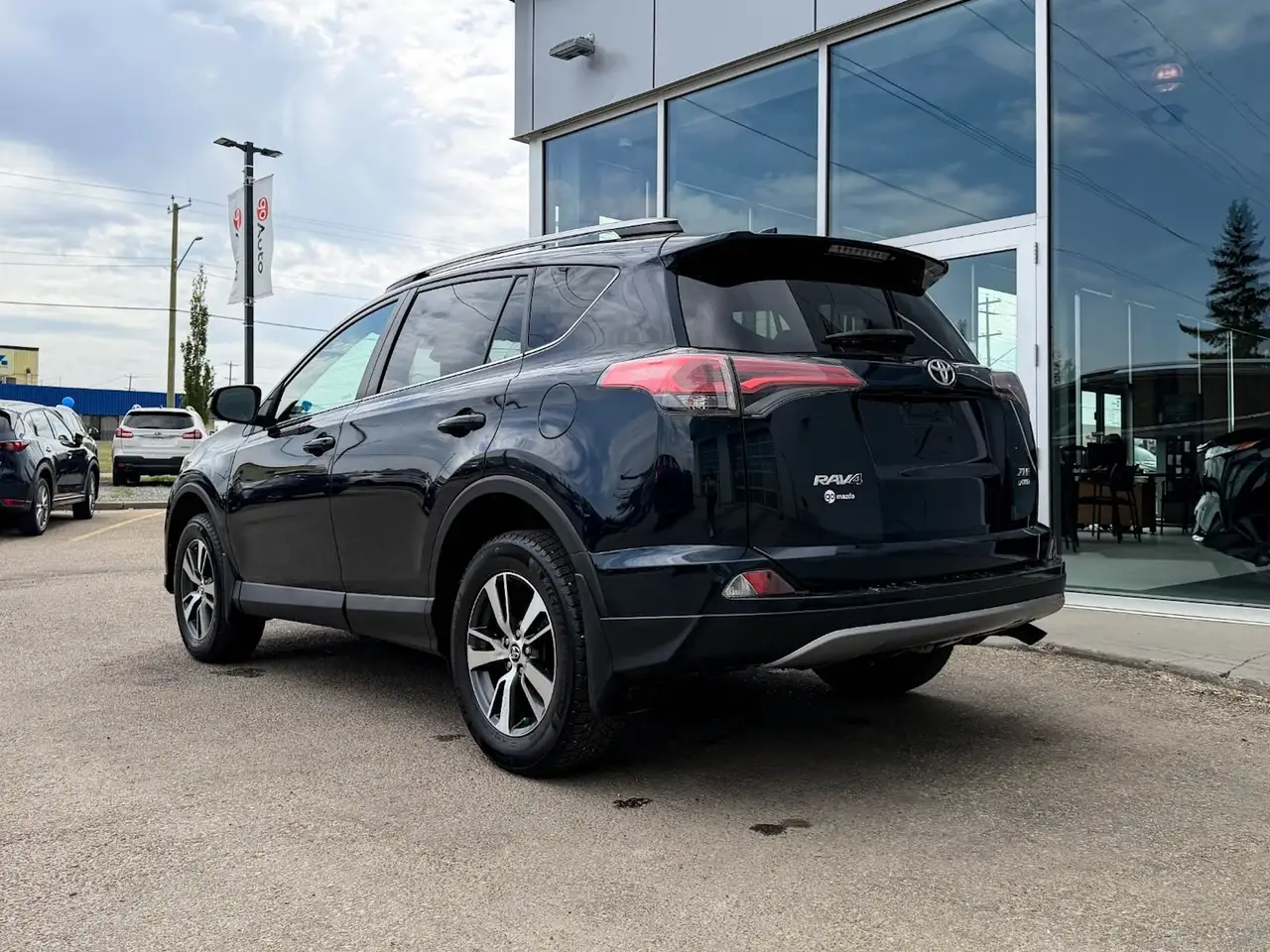 Toyota RAV 4 снимка Toyota RAV 4