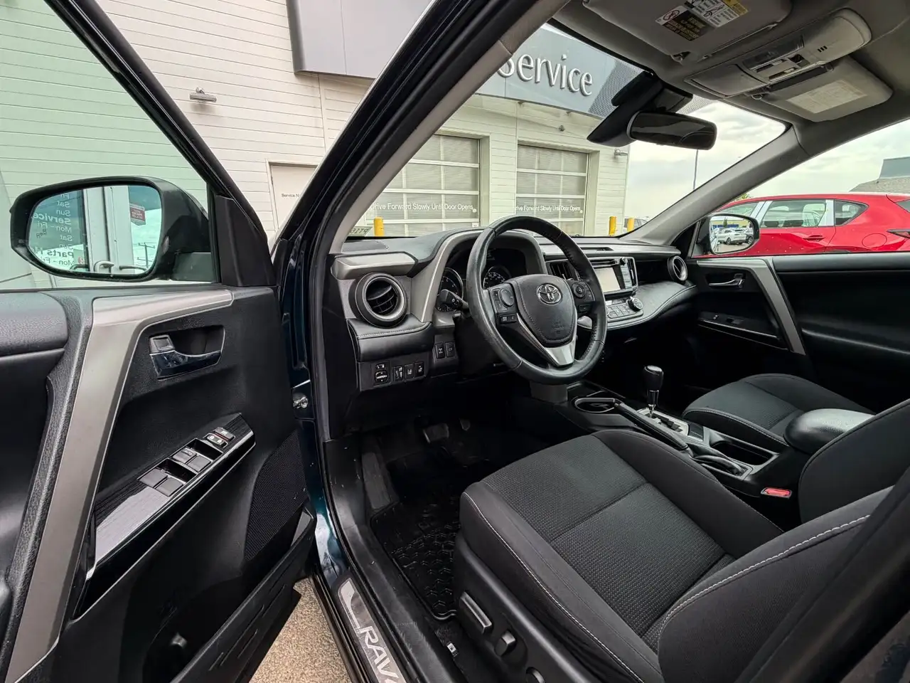 Toyota RAV 4 снимка Toyota RAV 4
