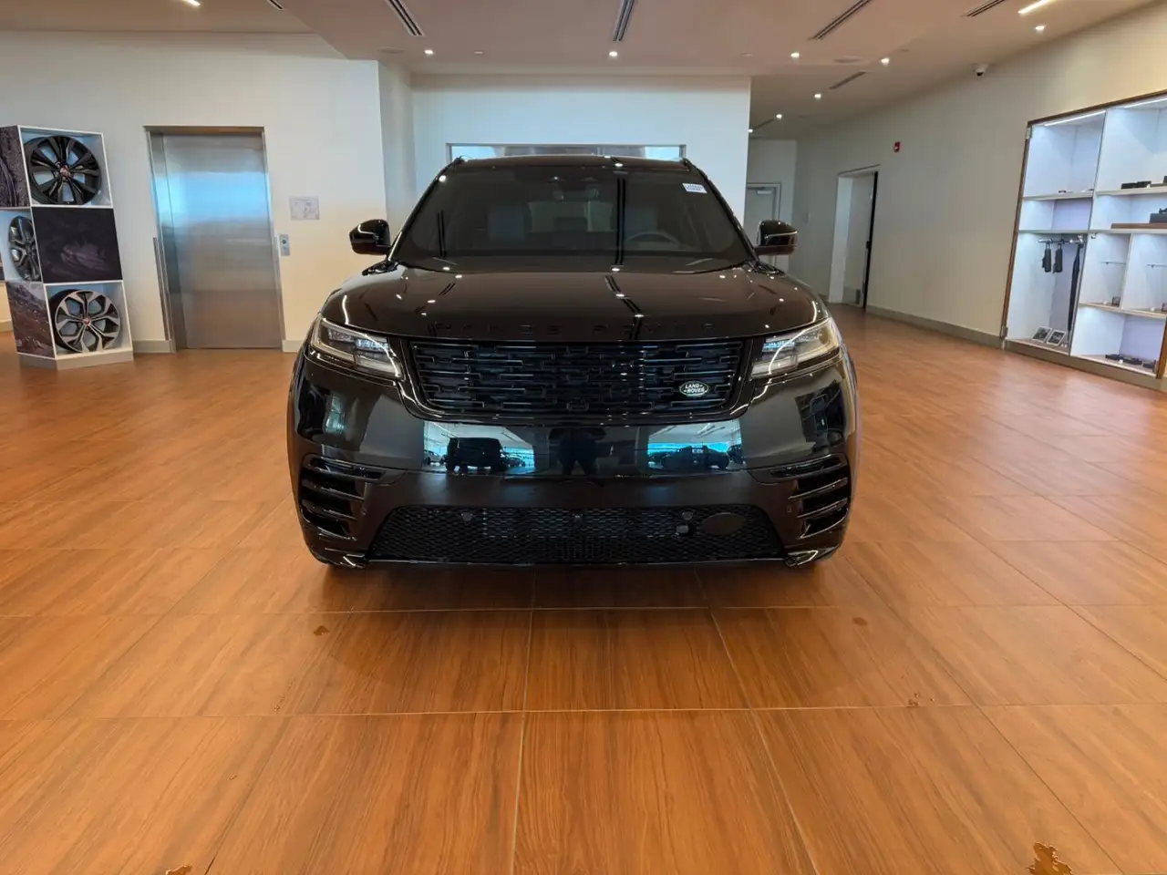 Land Rover Range Rover Velar снимка Land Rover Range Rover Velar