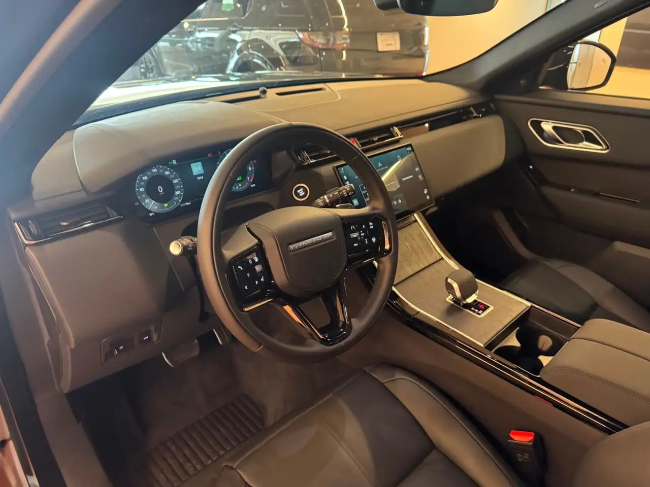 Land Rover Range Rover Velar снимка Land Rover Range Rover Velar