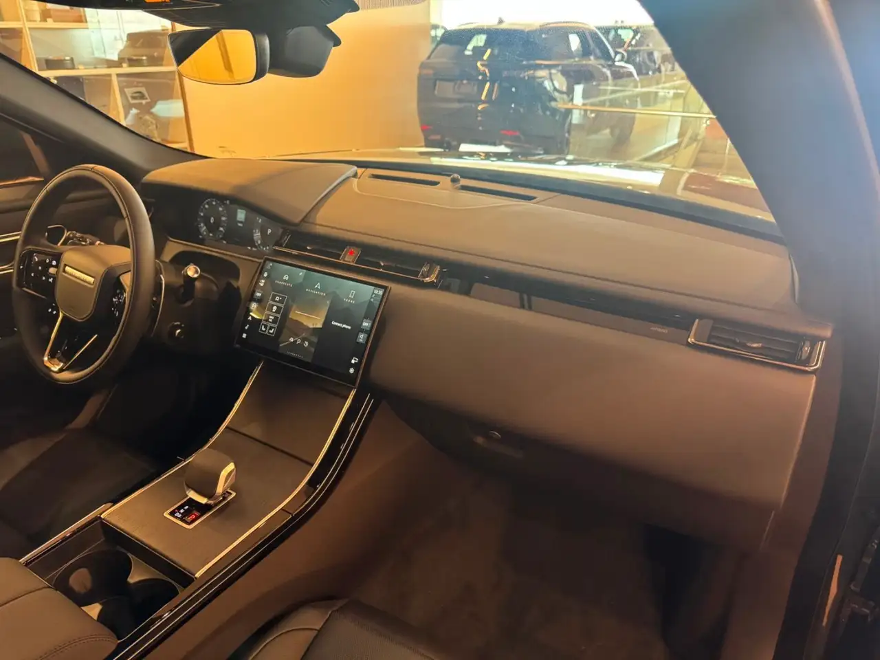 Land Rover Range Rover Velar снимка Land Rover Range Rover Velar