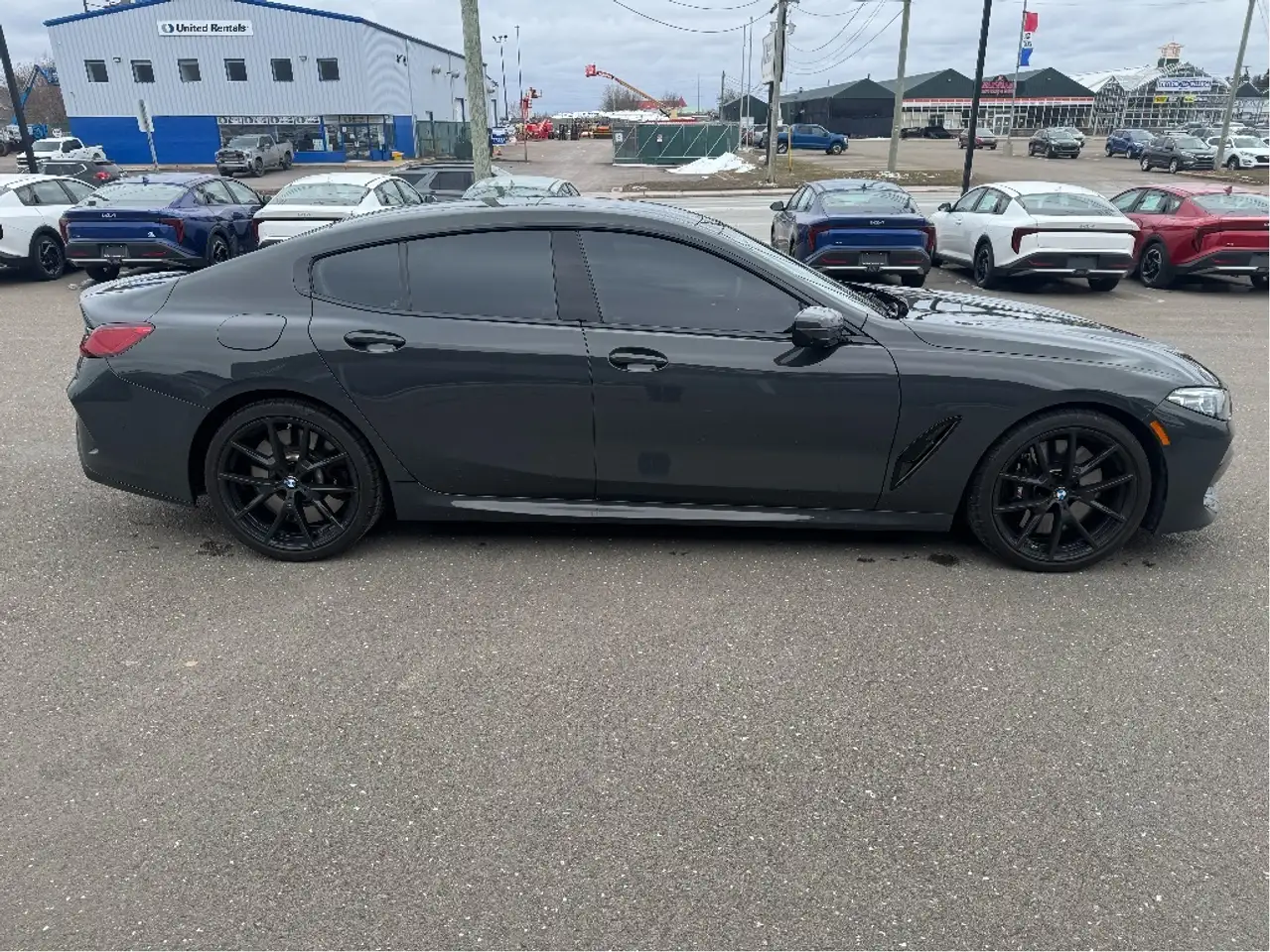 BMW 8 Series снимка BMW 8 Series