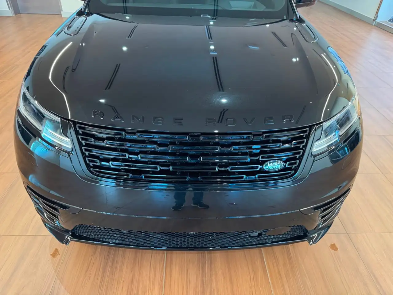 Land Rover Range Rover Velar снимка Land Rover Range Rover Velar