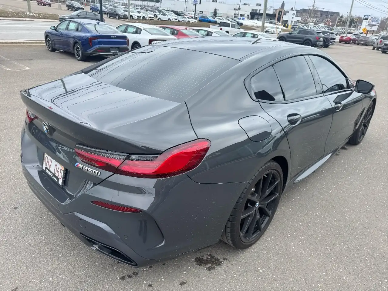 BMW 8 Series снимка BMW 8 Series