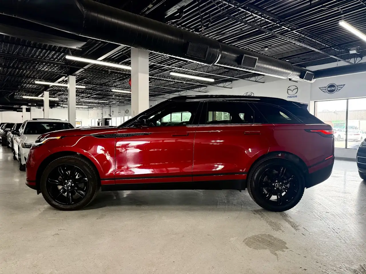 Land Rover Range Rover Velar снимка Land Rover Range Rover Velar