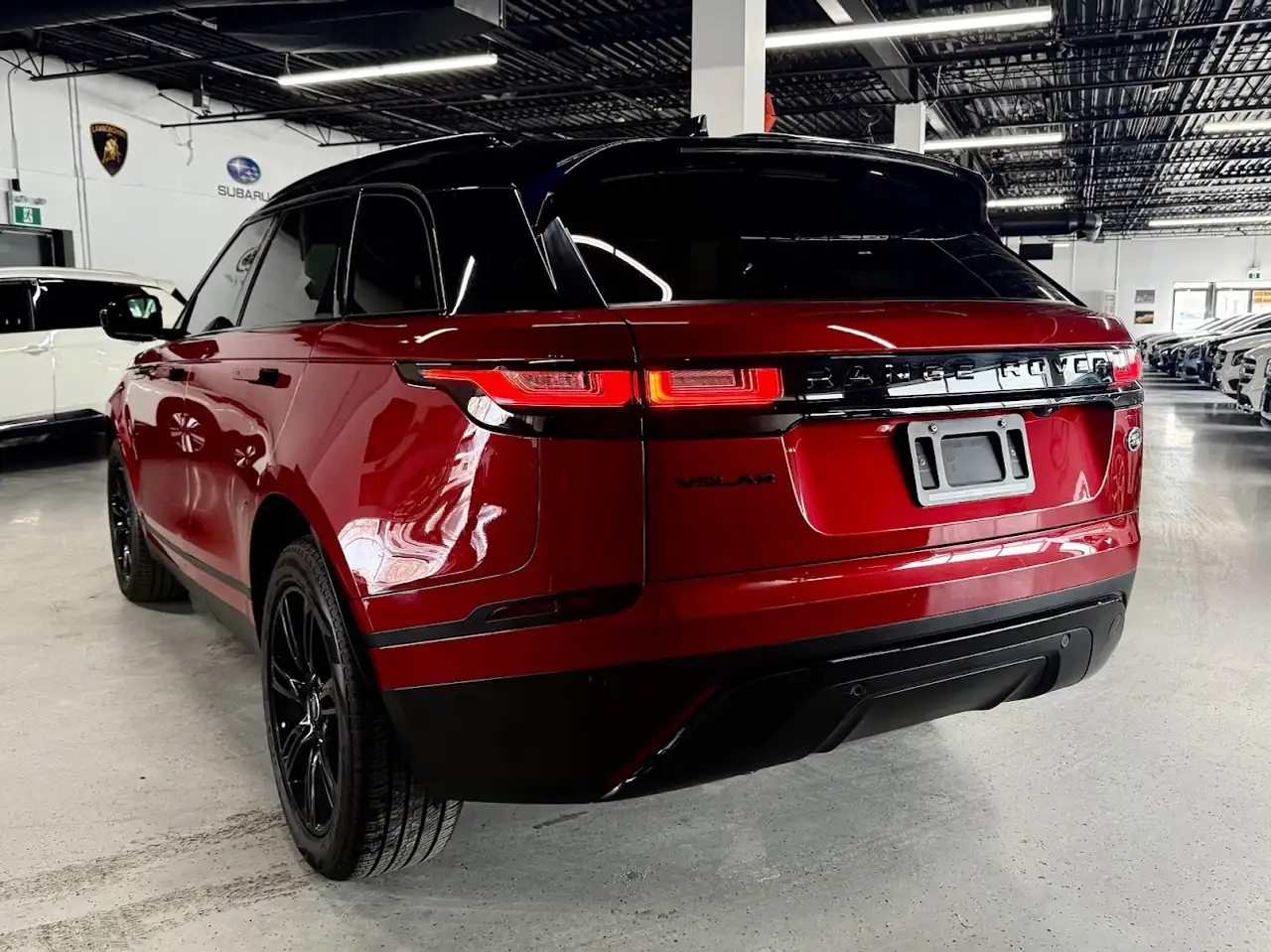 Land Rover Range Rover Velar снимка Land Rover Range Rover Velar