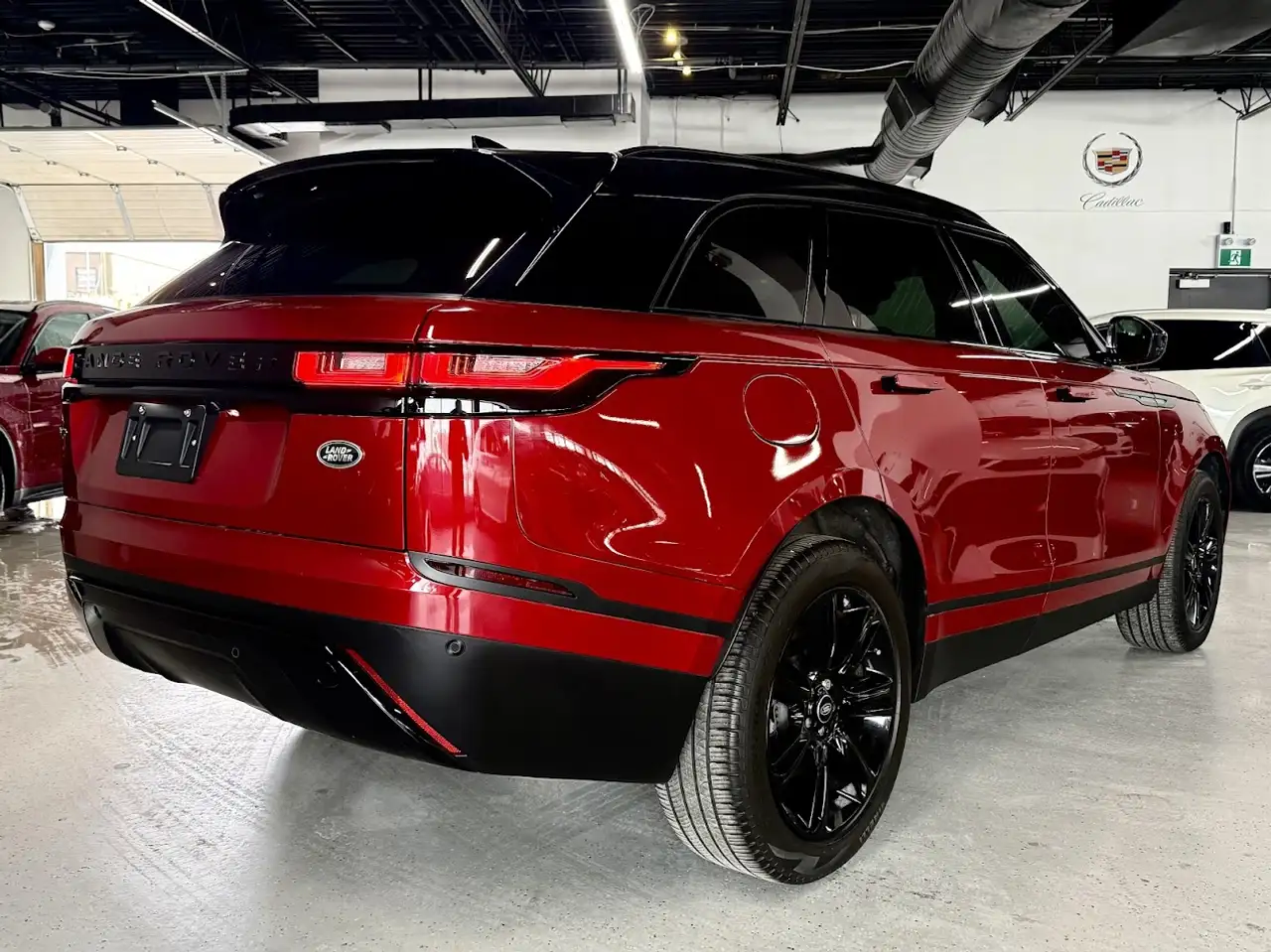Land Rover Range Rover Velar снимка Land Rover Range Rover Velar