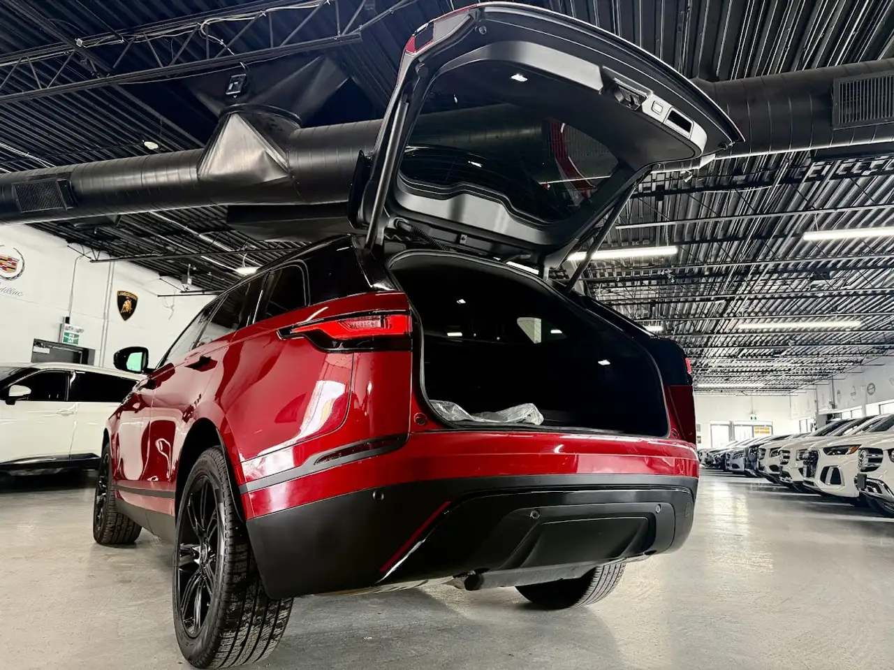 Land Rover Range Rover Velar снимка Land Rover Range Rover Velar