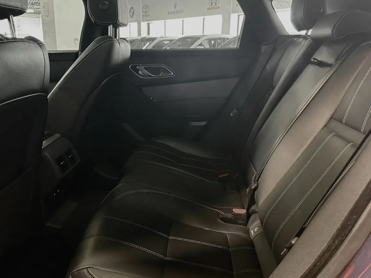 Land Rover Range Rover Velar снимка Land Rover Range Rover Velar