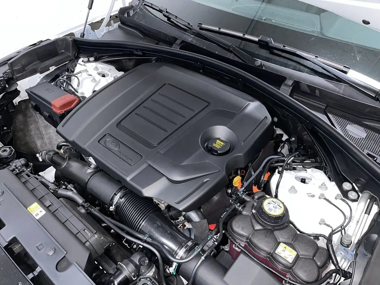 Land Rover Range Rover Velar снимка Land Rover Range Rover Velar