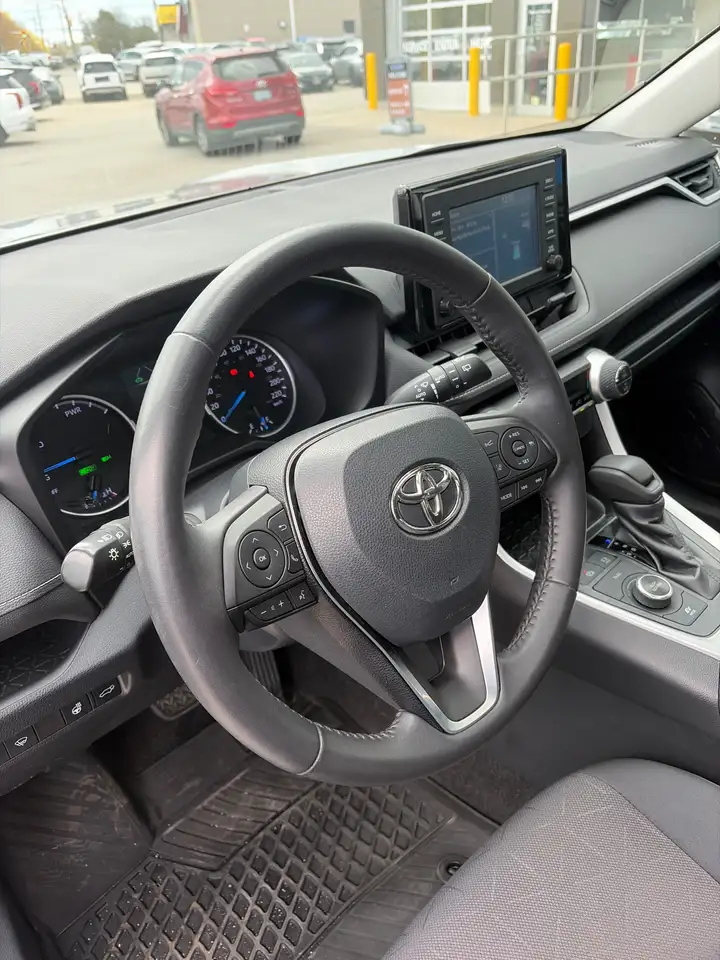 Toyota RAV 4 photo Toyota RAV 4