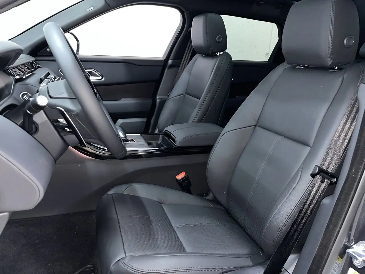 Land Rover Range Rover Velar снимка Land Rover Range Rover Velar