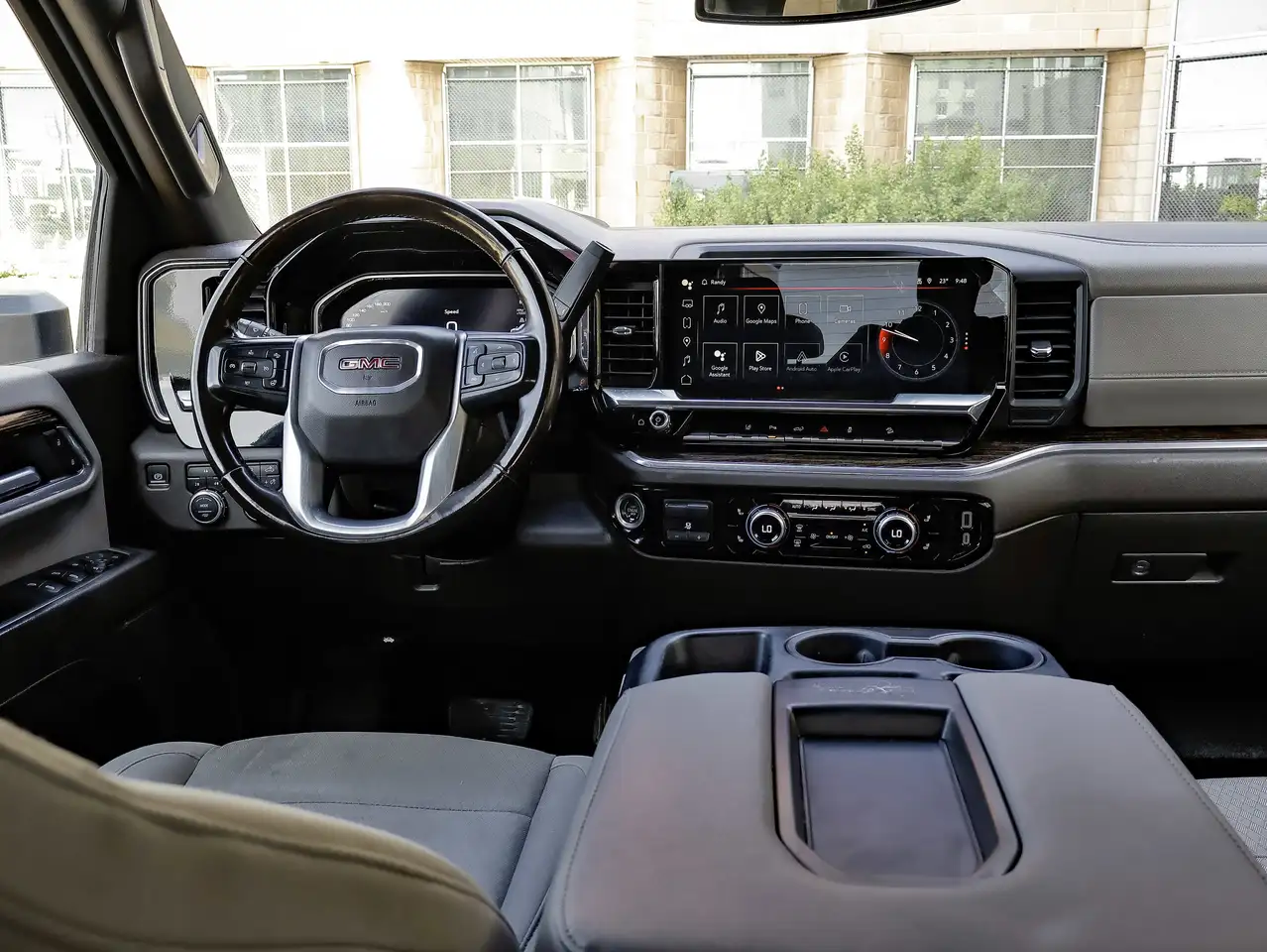 GMC Sierra 2500HD photo GMC Sierra 2500HD