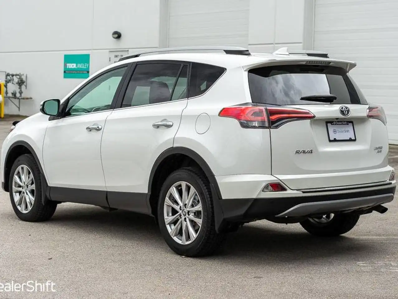 Toyota RAV 4 снимка Toyota RAV 4