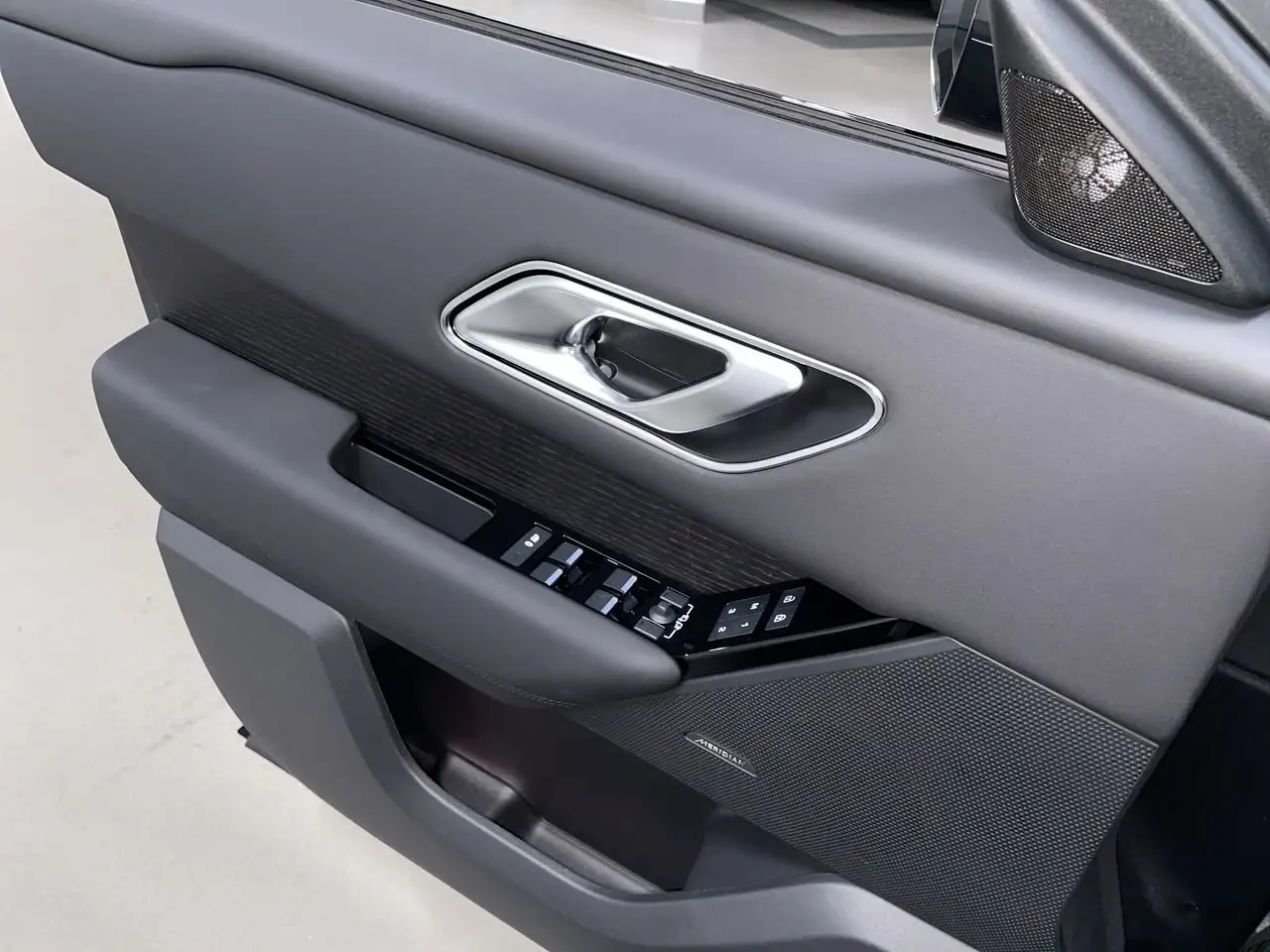 Land Rover Range Rover Velar снимка Land Rover Range Rover Velar