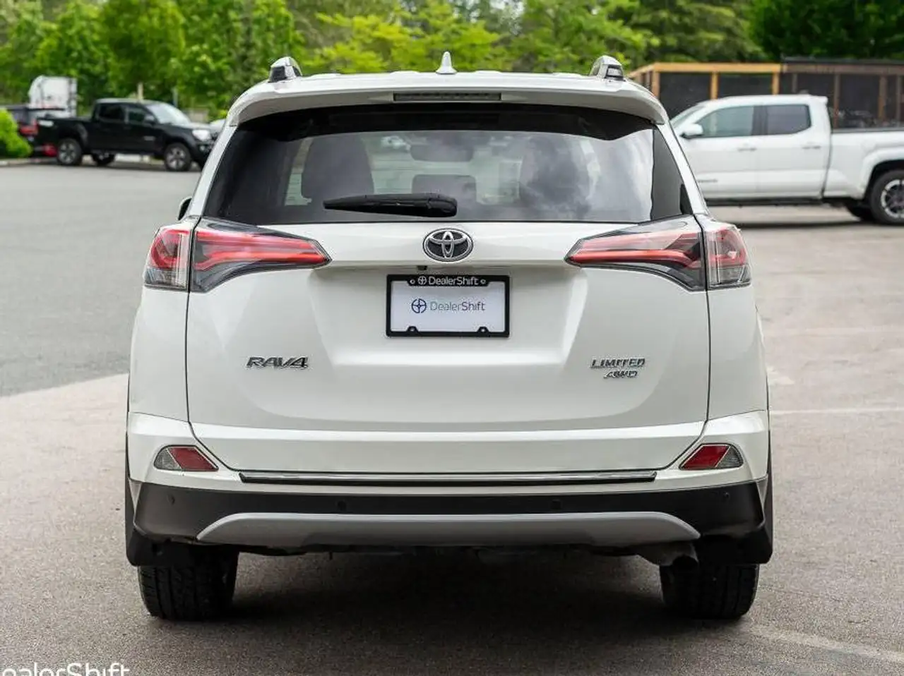 Toyota RAV 4 снимка Toyota RAV 4
