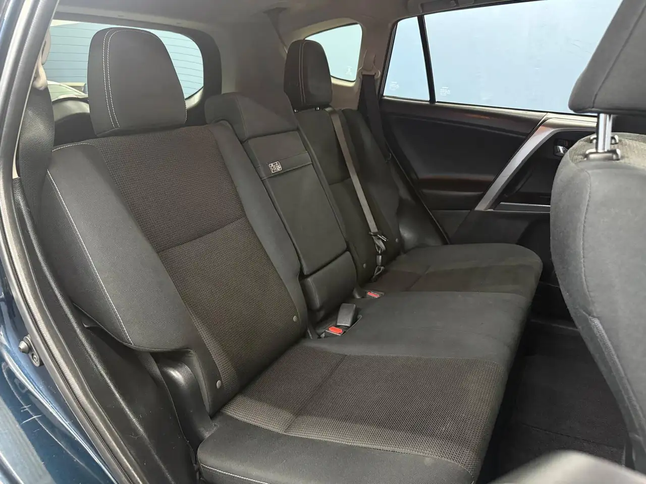 Toyota RAV 4 photo Toyota RAV 4
