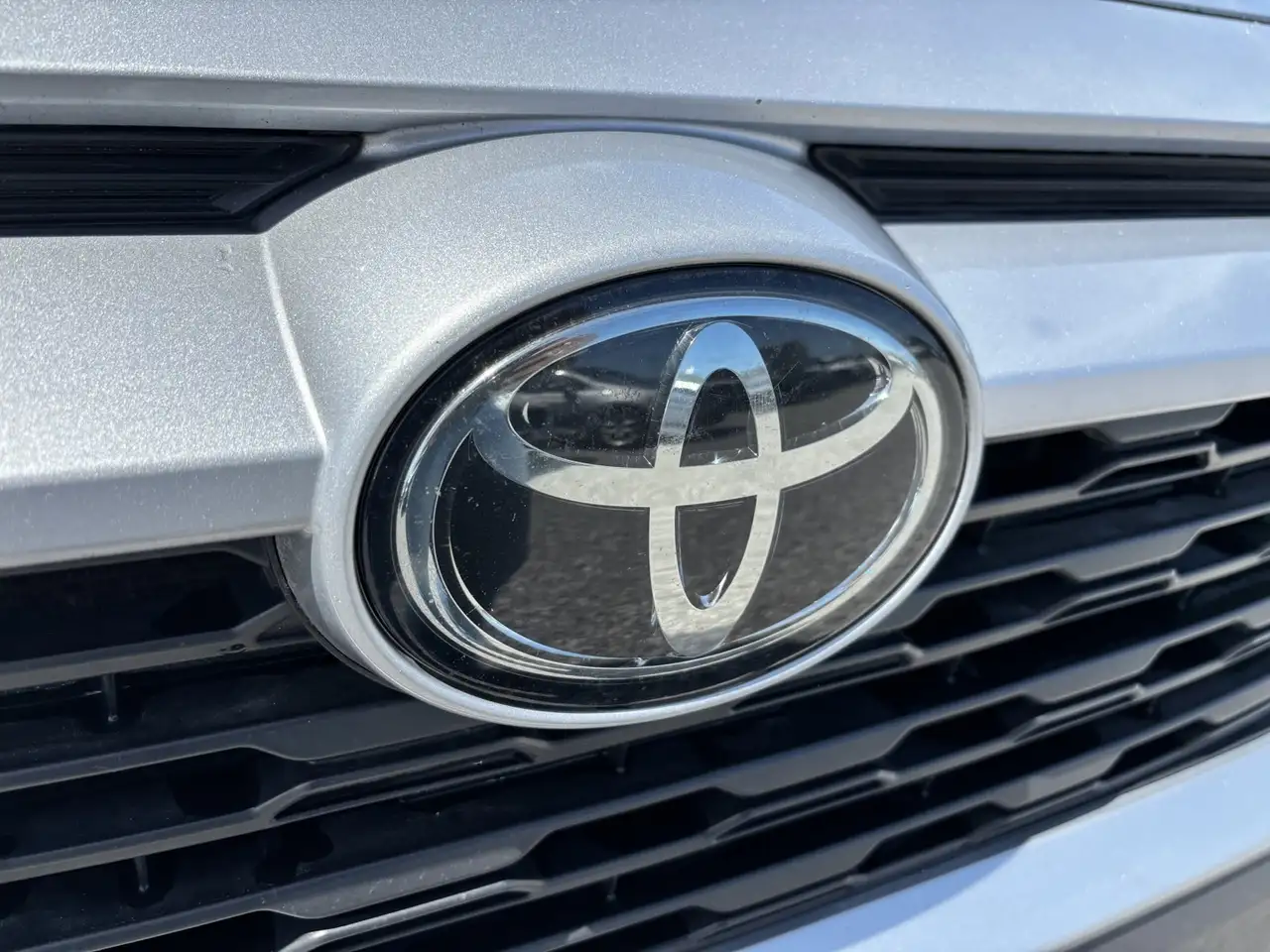 Toyota RAV 4 photo Toyota RAV 4
