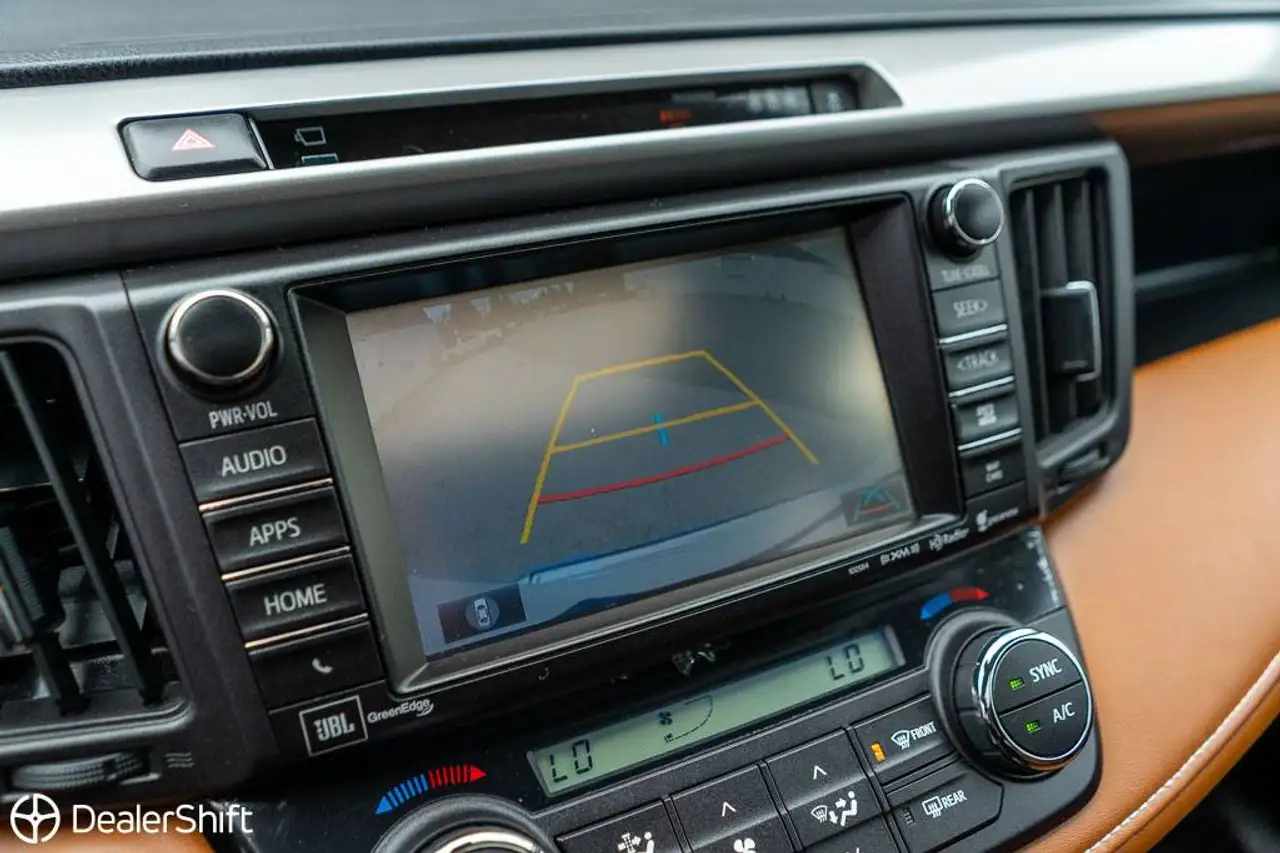 Toyota RAV 4 снимка Toyota RAV 4