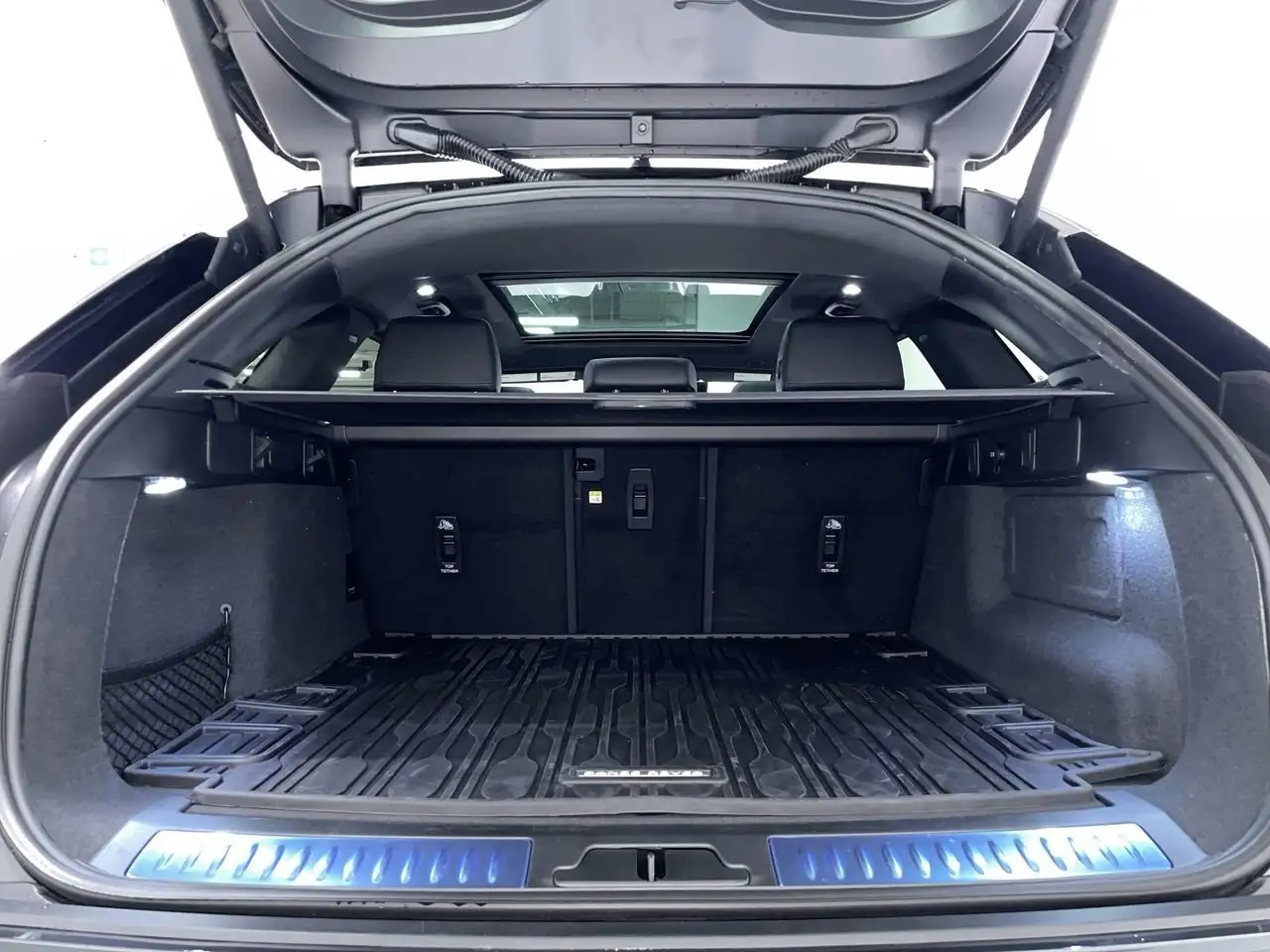 Land Rover Range Rover Velar снимка Land Rover Range Rover Velar