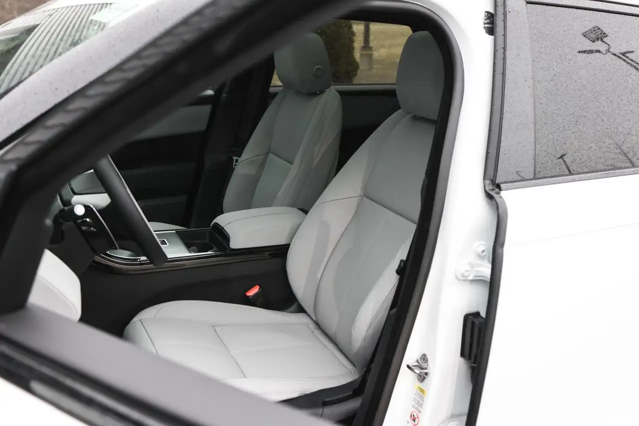 Land Rover Range Rover Velar fotografie Land Rover Range Rover Velar