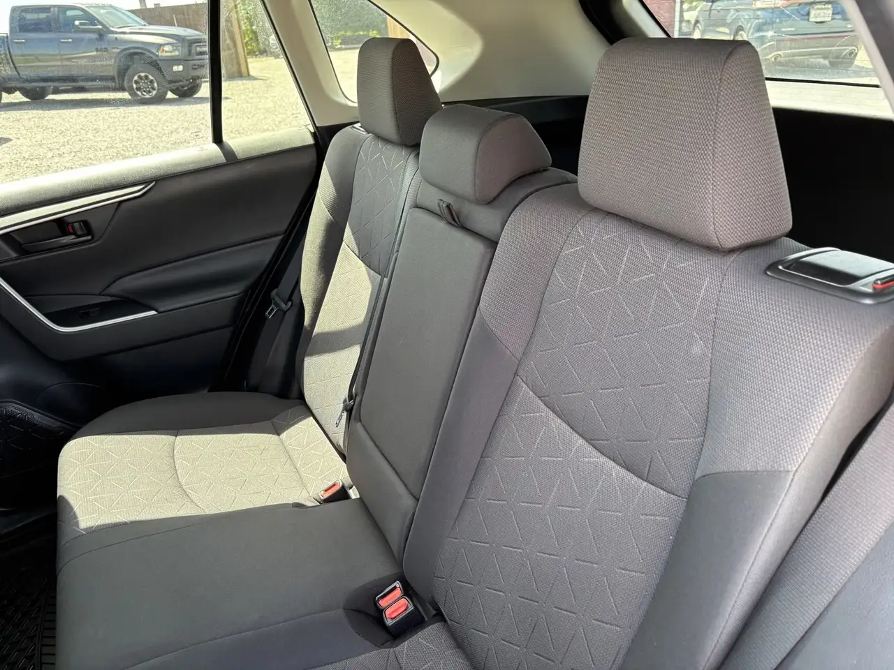 Toyota RAV 4 photo Toyota RAV 4