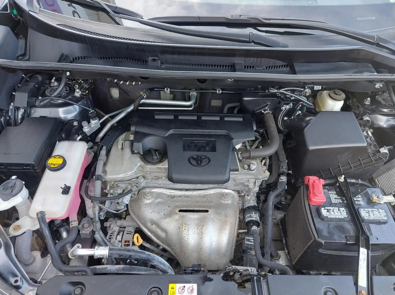 Toyota RAV 4 снимка Toyota RAV 4