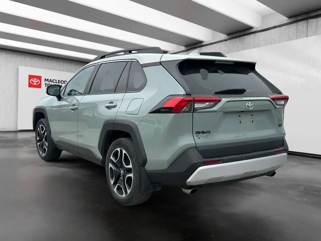 Toyota RAV 4 снимка Toyota RAV 4