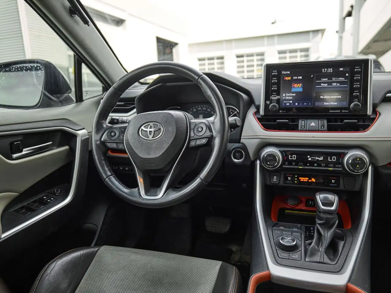 Toyota RAV 4 photo Toyota RAV 4