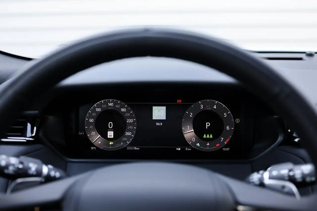Land Rover Range Rover Velar снимка Land Rover Range Rover Velar