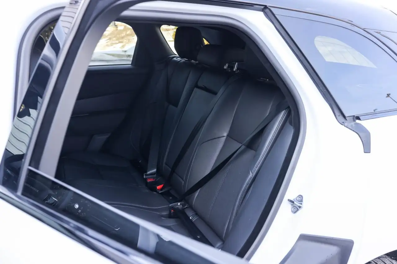 Land Rover Range Rover Velar снимка Land Rover Range Rover Velar