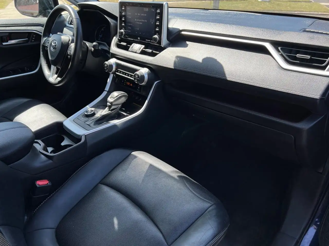 Toyota RAV 4 снимка Toyota RAV 4