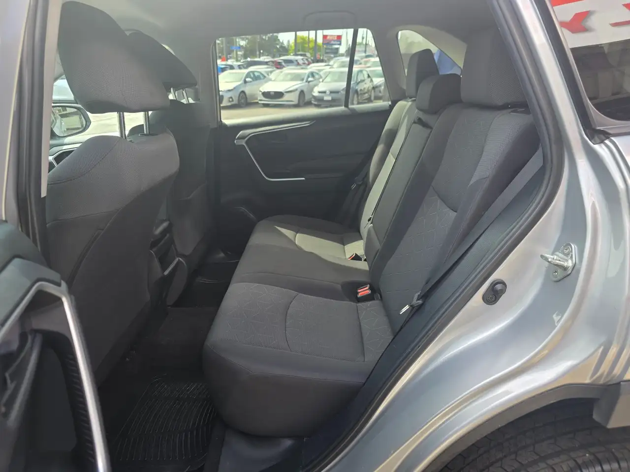 Toyota RAV 4 photo Toyota RAV 4