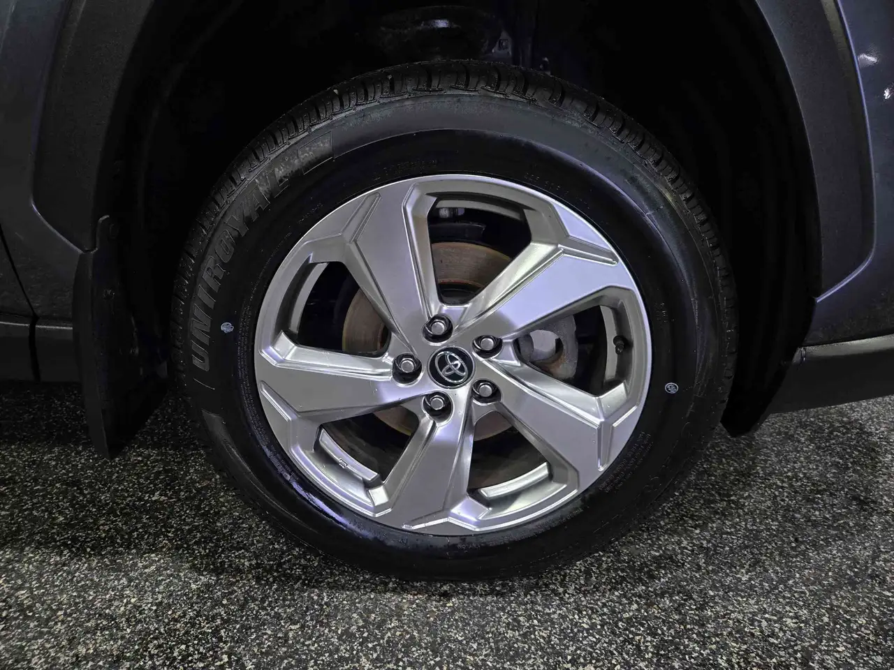 Toyota RAV 4 photo Toyota RAV 4