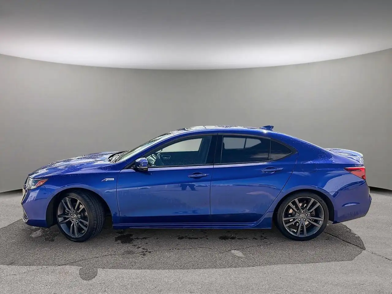 Acura TLX снимка Acura TLX