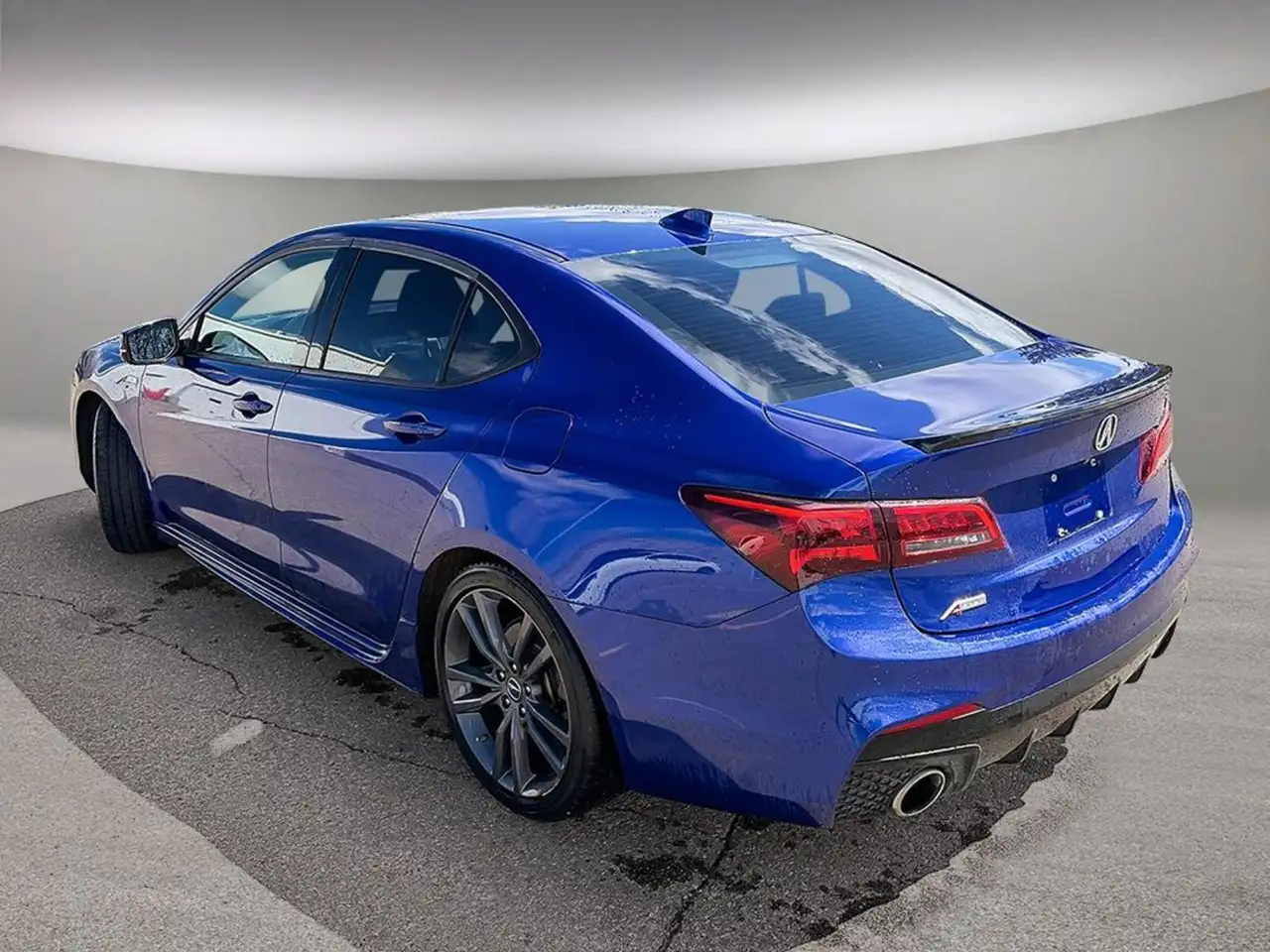 Acura TLX снимка Acura TLX