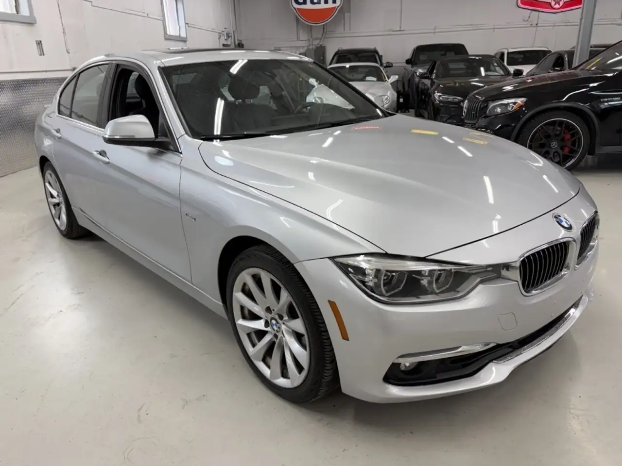 BMW 3 Series photo BMW 3 Series