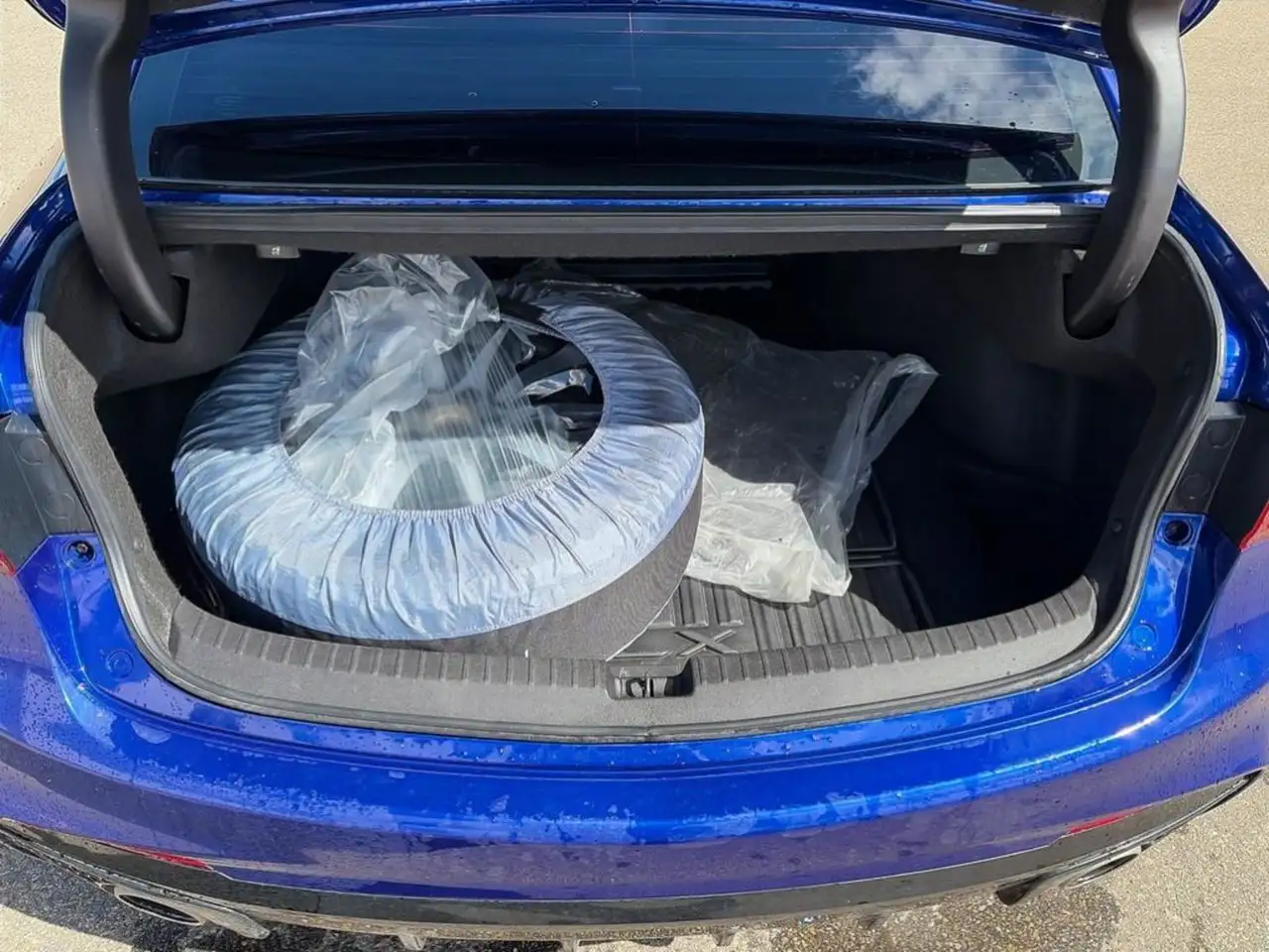 Acura TLX снимка Acura TLX
